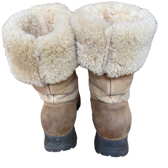 La Canadienne Shearling and Suede Winter Boots - Picture 3 of 6